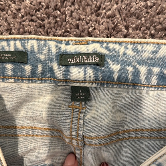 Jeans - Picture 2 of 2